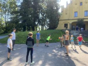 24-08-06-09-50-09-4903