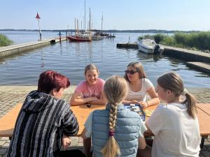 24-07-21-09-45-46-8695