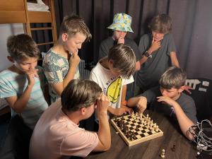 24-08-26-21-20-36-1760