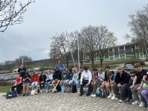 25-04-13-14-06-22-1141