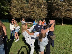 25-09-06-16-45-17-3698