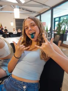 b96e8667-cc56-4e11-893e-50ad1d237ead-2